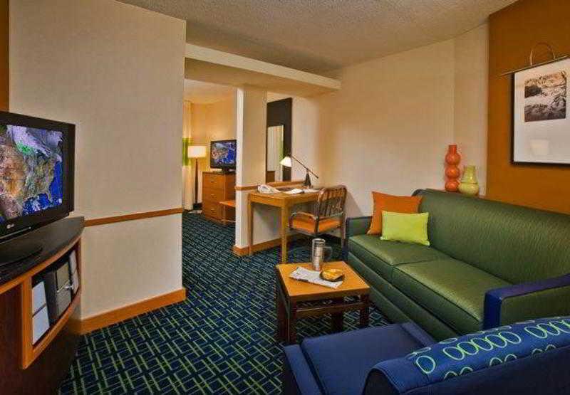 Fairfield Inn And Suites Flint Fenton Exterior foto